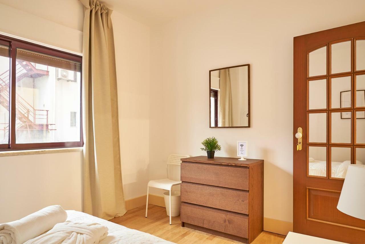 Campo Pequeno Avenida Hotel Lisboa Værelse billede